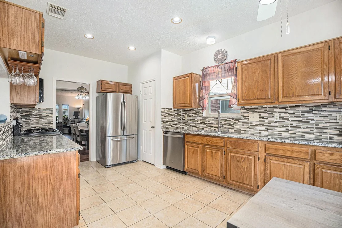 Photo of 1003 Glenview Drive