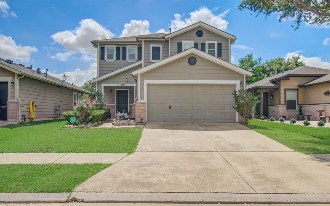 Photo of 16319 Kendons Way Lane