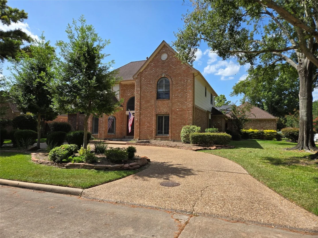 Photo of 18302 Longmoor Drive