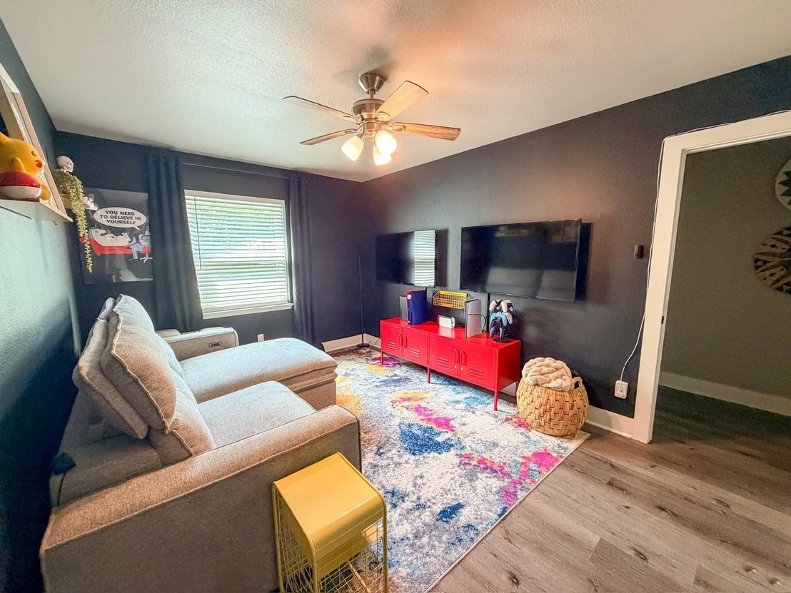 Photo of 704 Briargrove Drive