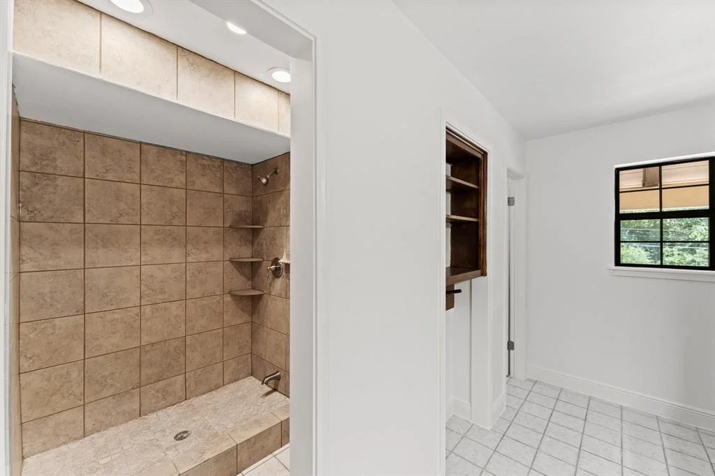 Photo of 3310 Riviera Lane