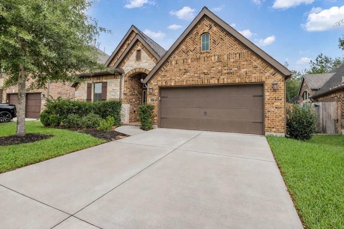 Photo of 27946 Emory Cove Drive