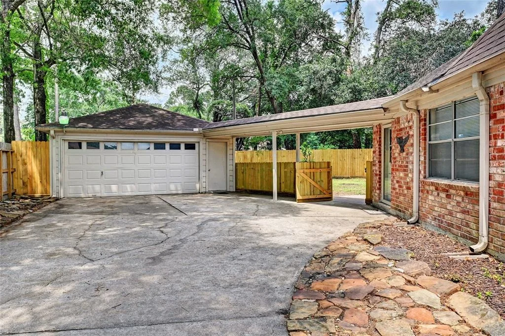 Photo of 5802 Foresthaven Drive