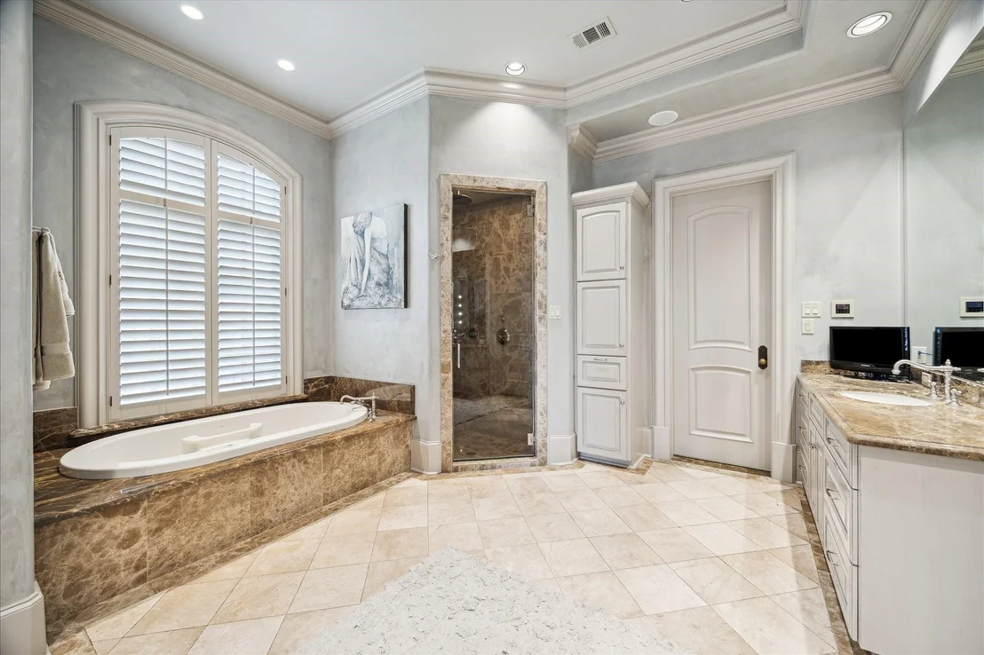 Photo of 5570 Doliver Drive