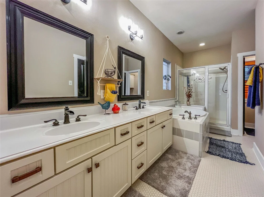 Photo of 157 Lower Borondo