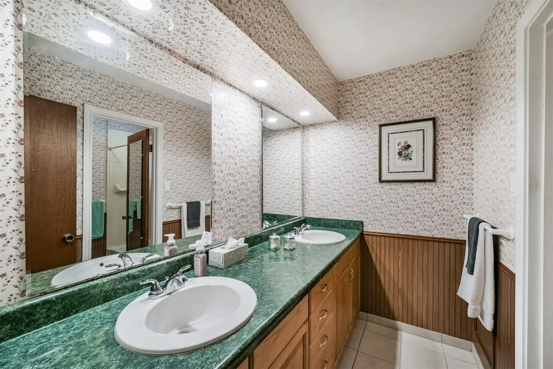 Photo of 7622 Eichler Drive