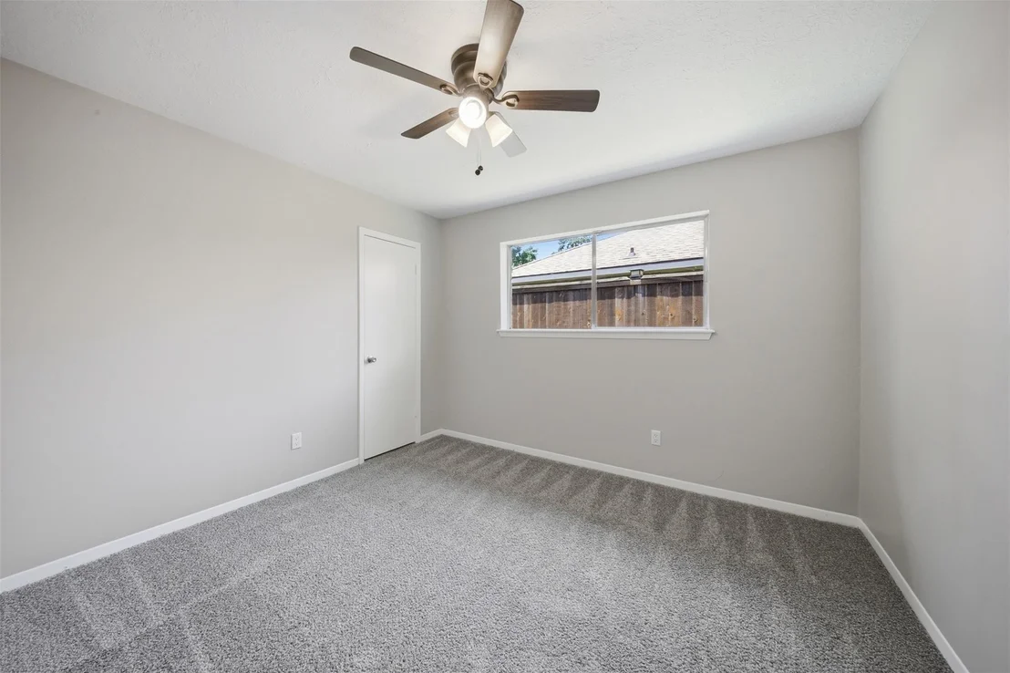 Photo of 24015 Spring Mill Lane
