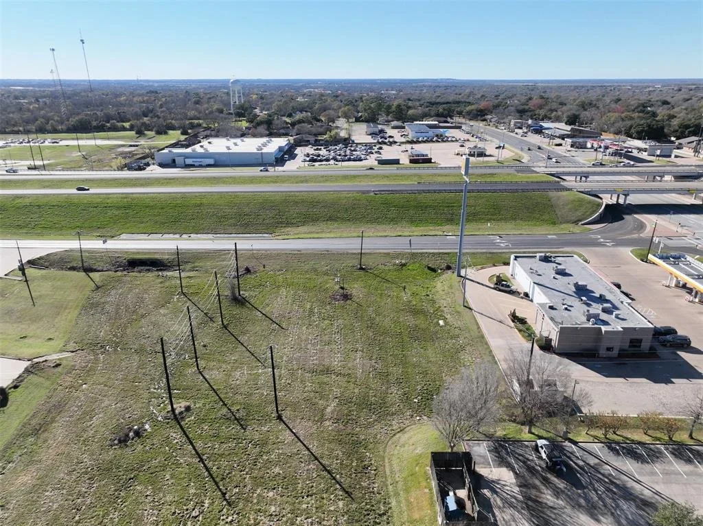 Photo of 1200 Highway 6
