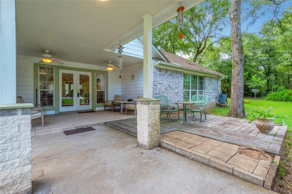Photo of 27047 Holly Drive