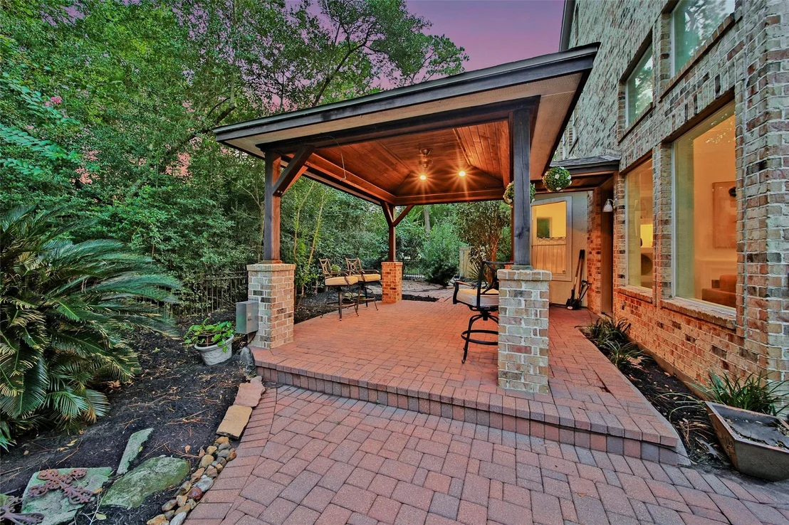 Photo of 1302 Avon Way