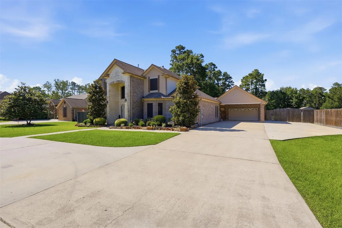 Photo of 19617 Desna Drive