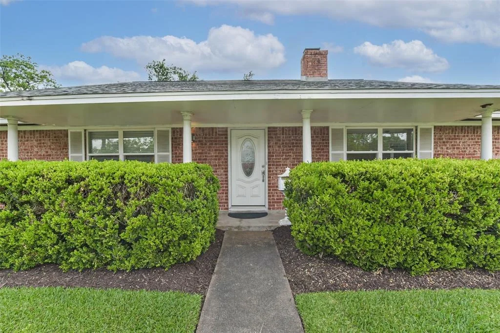 Photo of 7902 Redding Road