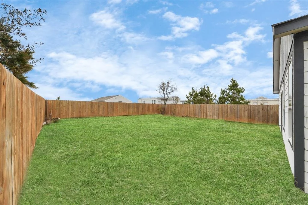Photo of 1756 Road 5723