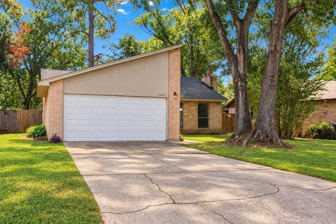 Photo of 4502 Quailgate Drive