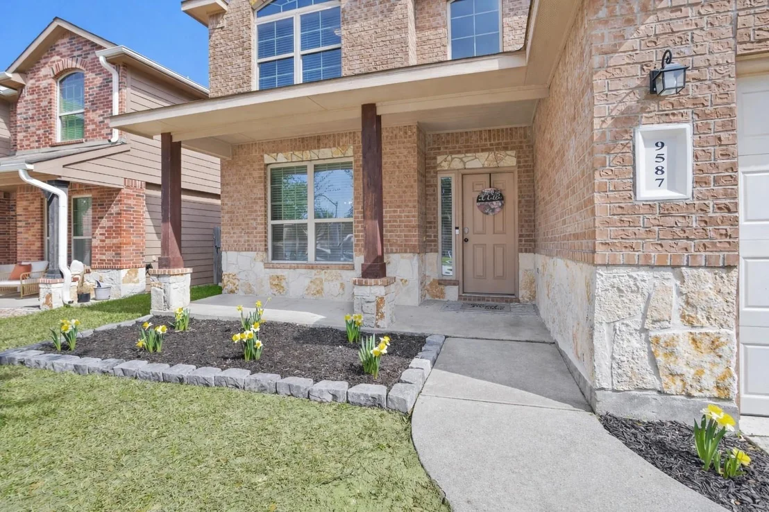 Photo of 9587 E Woodmark
