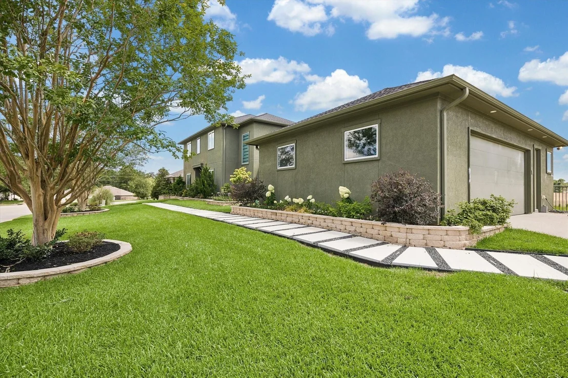Photo of 12313 White Oak Pointe