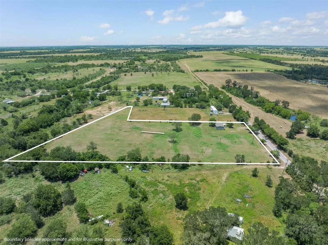 Photo of 7441 County Road 144