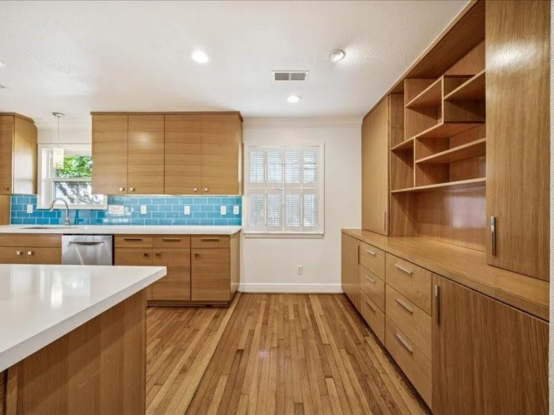 Photo of 6230 Shadow Crest Street