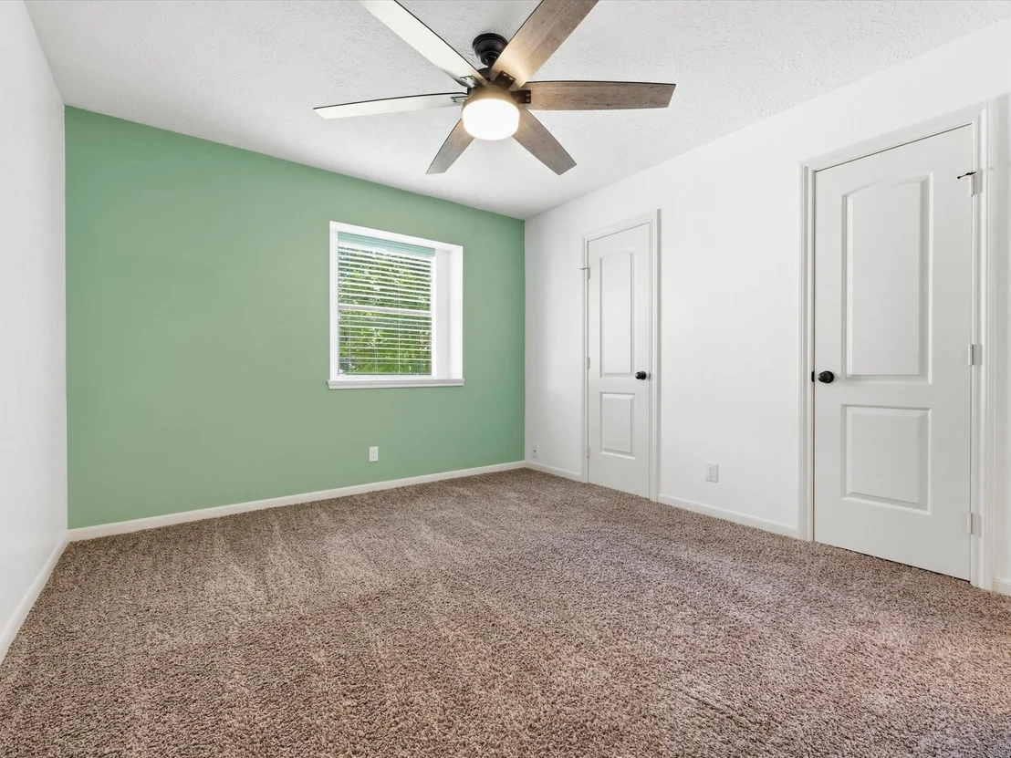 Photo of 18310 Lake Oaks Drive