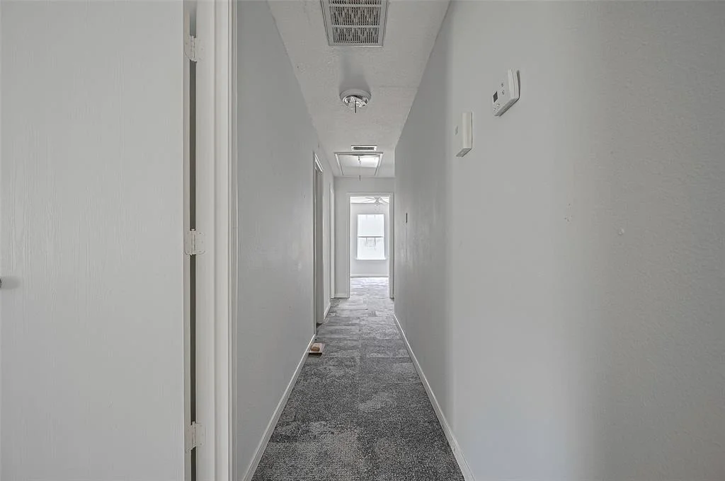 Photo of 4048 N Oak Forest Drive