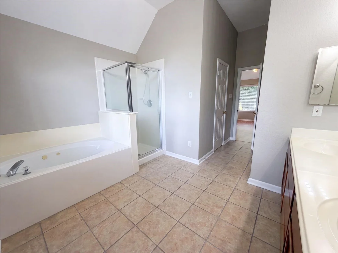 Photo of 12159 Hawthorne Drive