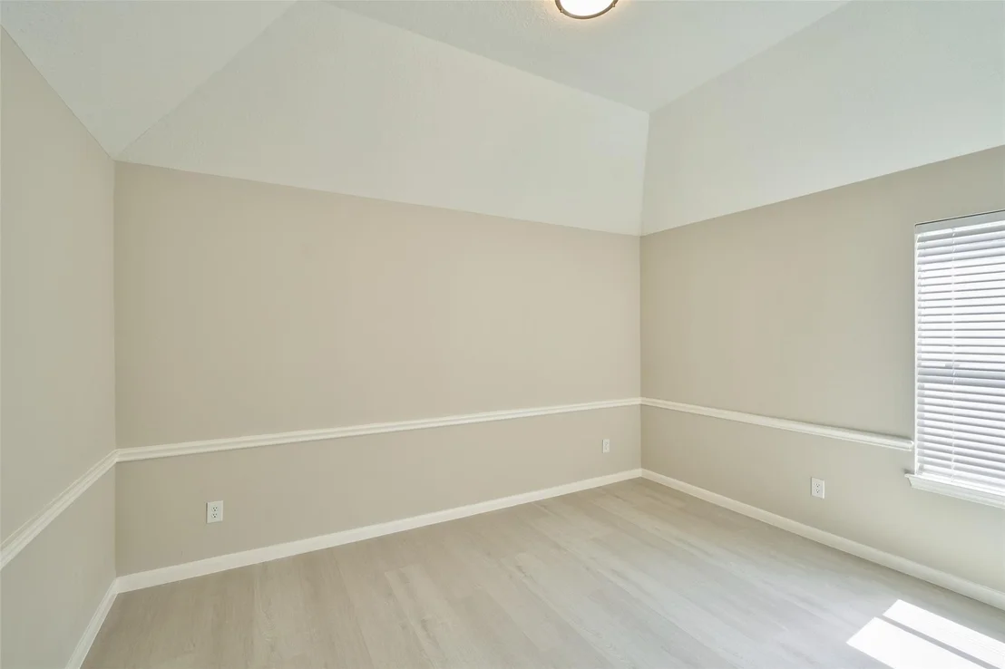 Photo of 12415 Shadowknoll Drive