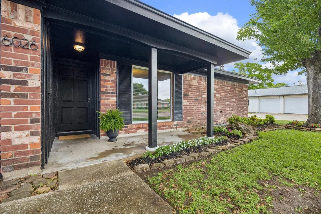 Photo of 6026 Golden Forest Drive