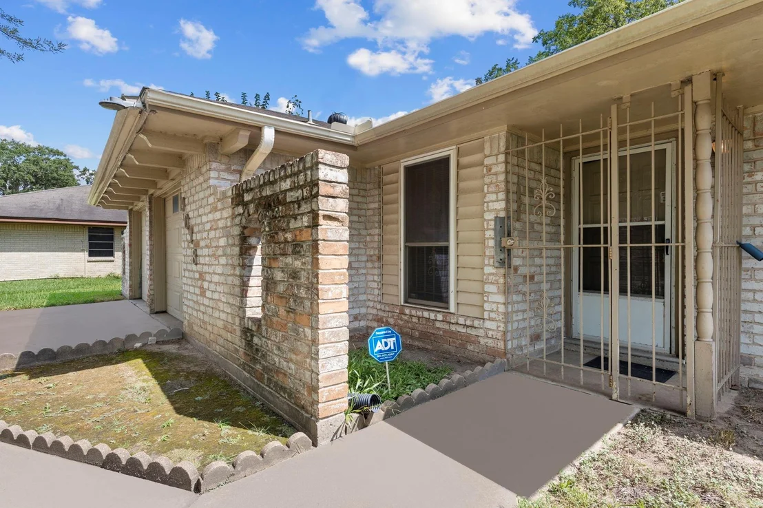 Photo of 9018 Rutherford Lane