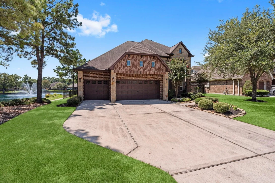 Photo of 18619 Duke Lake Drive