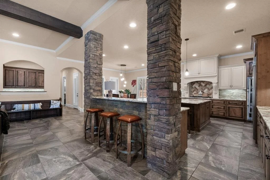 Photo of 5915 Stratton Woods Drive