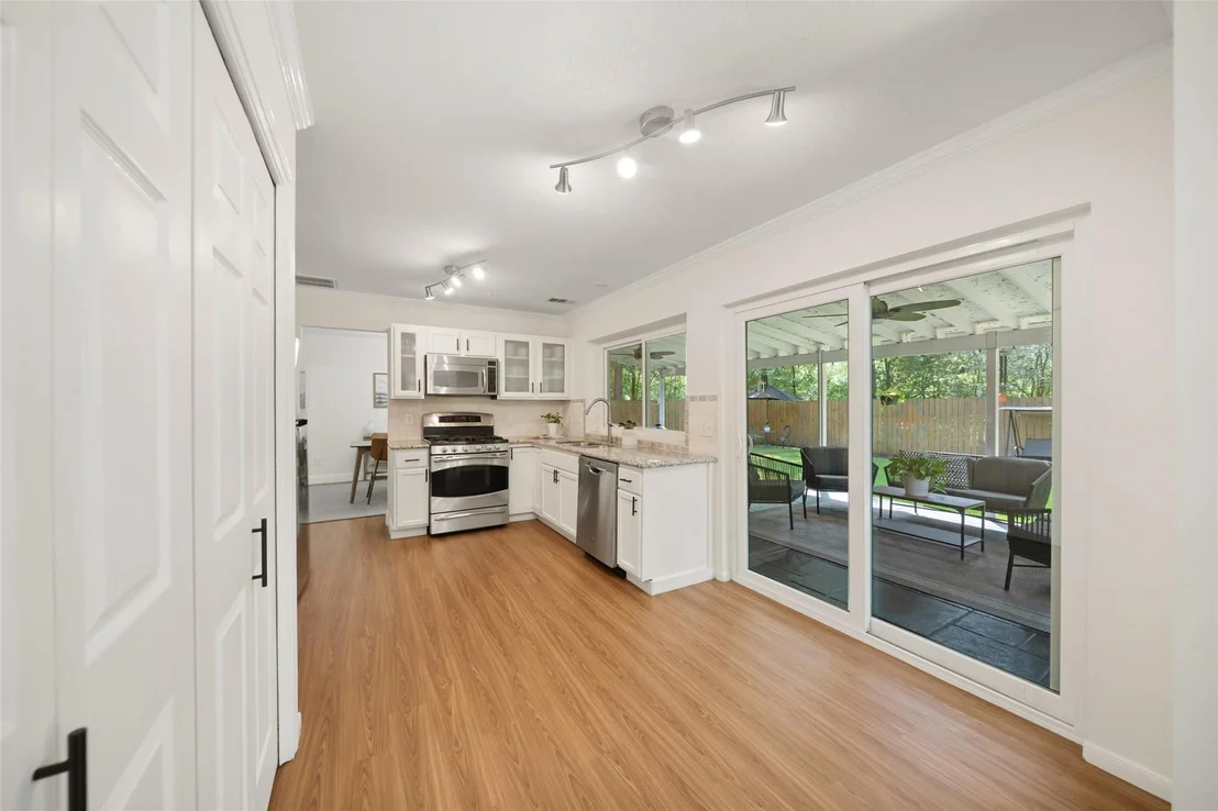 Photo of 3 E Stony Bridge Circle