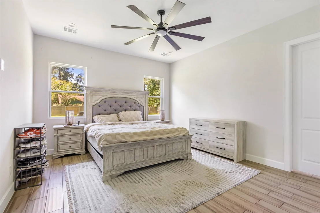 Photo of 2423 Roman Forest Boulevard