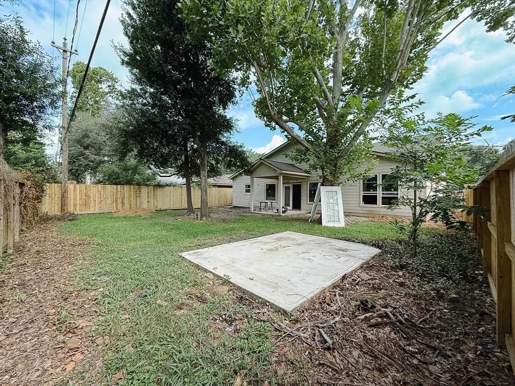 Photo of 10651 Mayfield Road