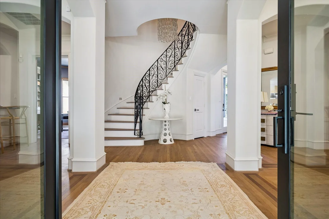 Photo of 1020 River Glynn Drive
