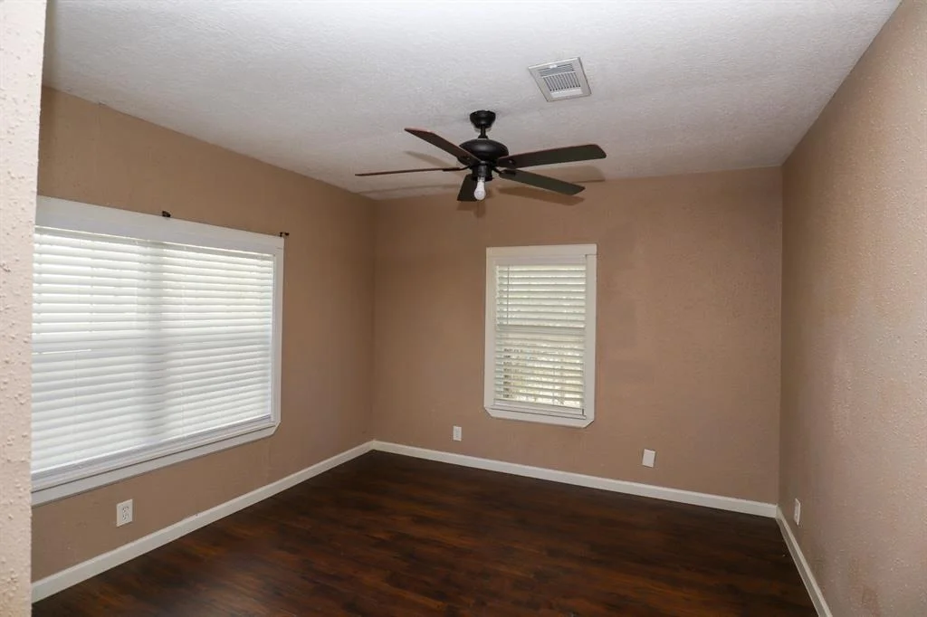 Photo of 419 Havard Road