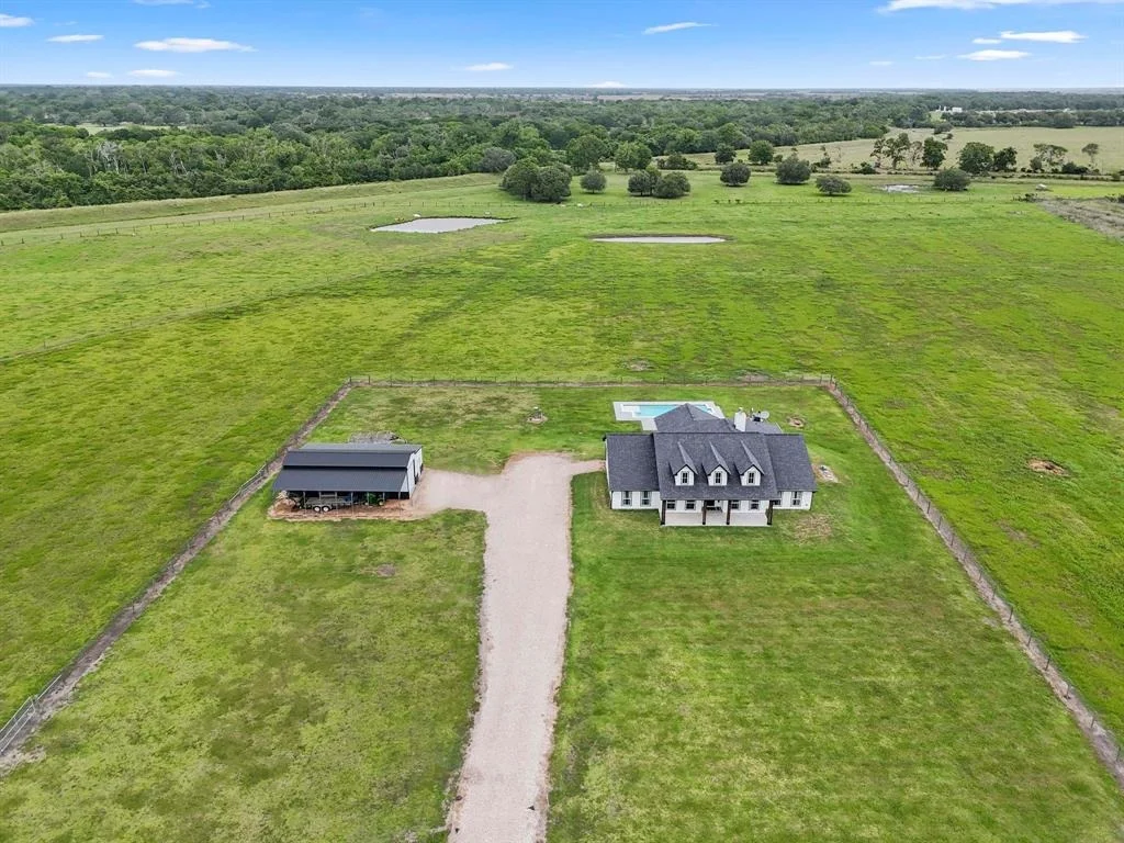 Photo of 996 County Road 181