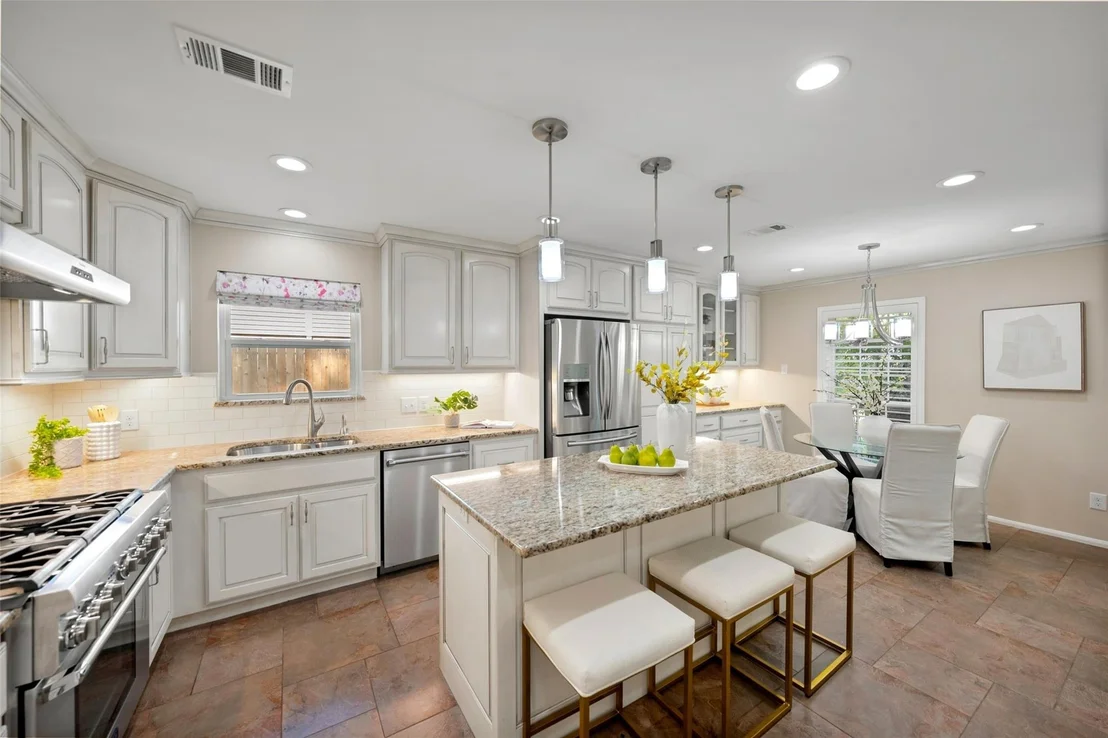 Photo of 14907 Kimberley Lane