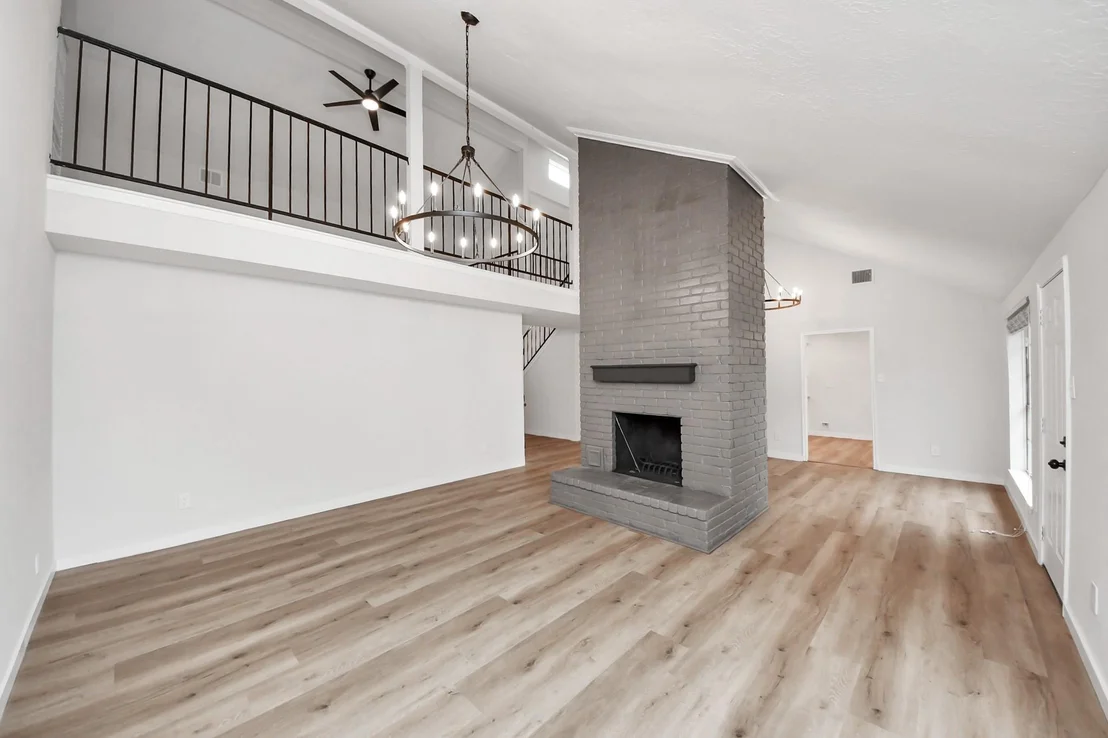 Photo of 718 Land Grant Drive