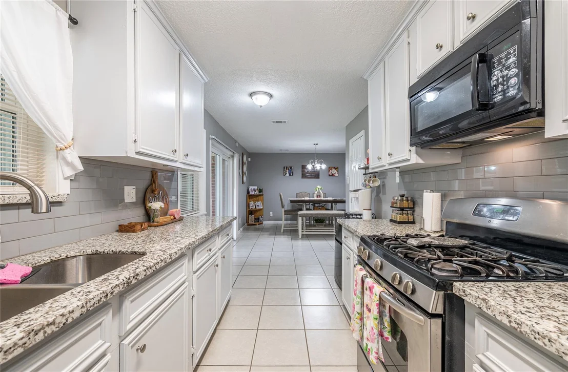 Photo of 2409 Raspberry Lane