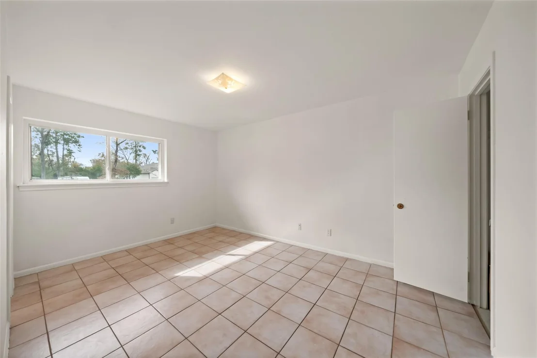 Photo of 307 Bickett Lane