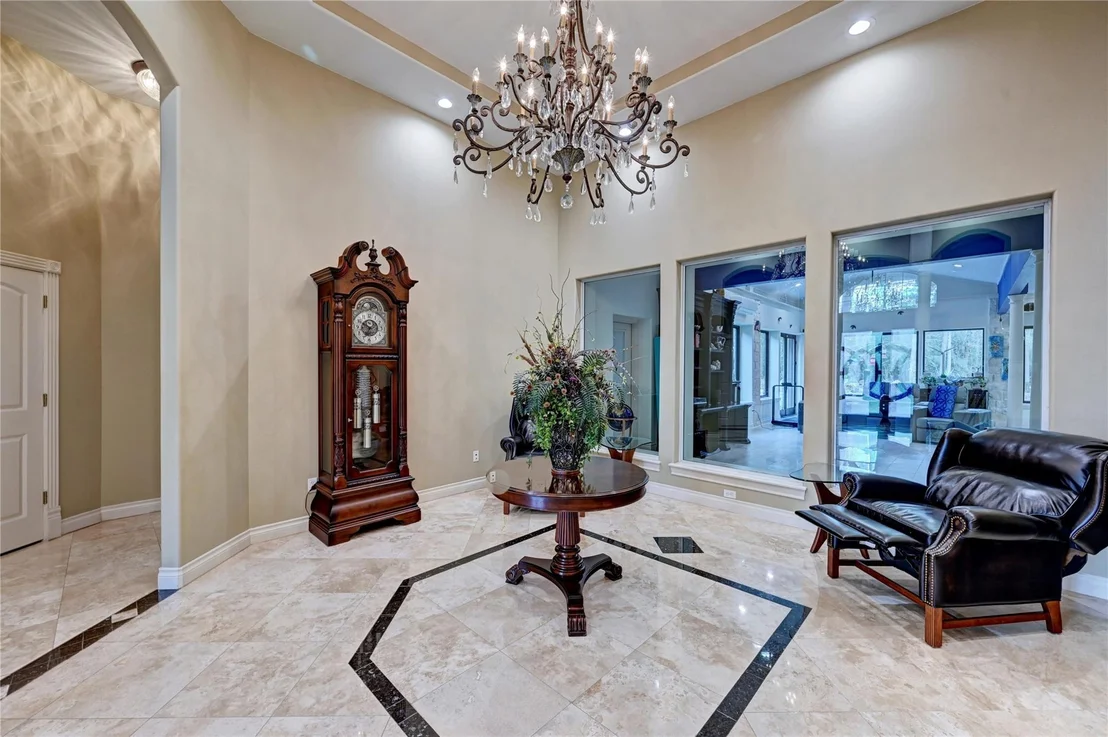 Photo of 9526 Deer Path Lane