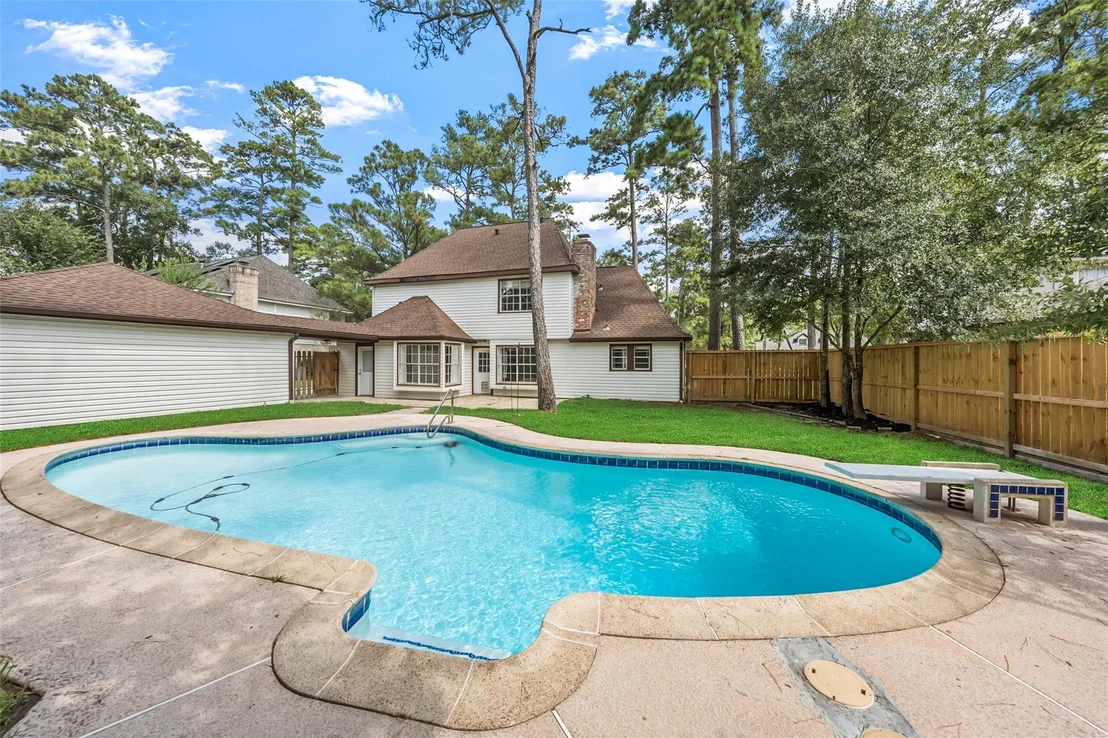 Photo of 6315 Hickorycrest Drive