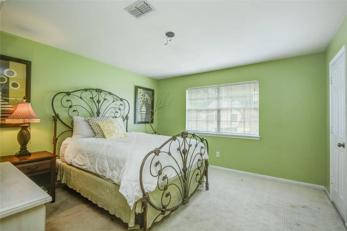 Photo of 15110 Benfer Road