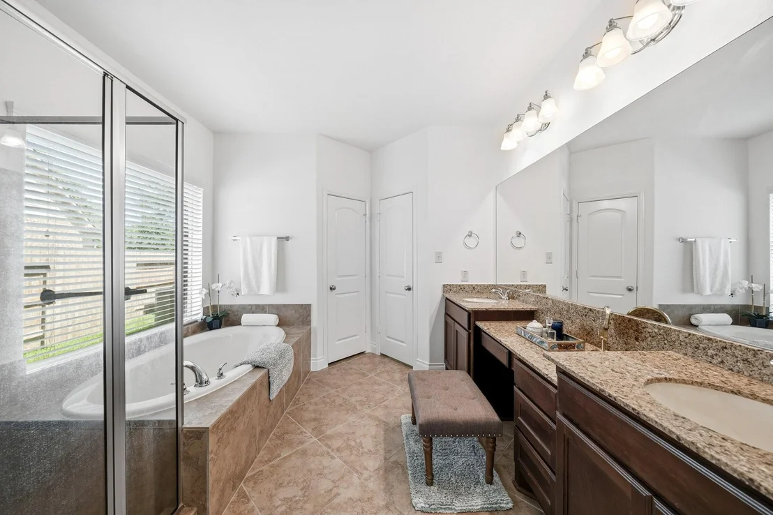 Photo of 2858 Park Hills Drive