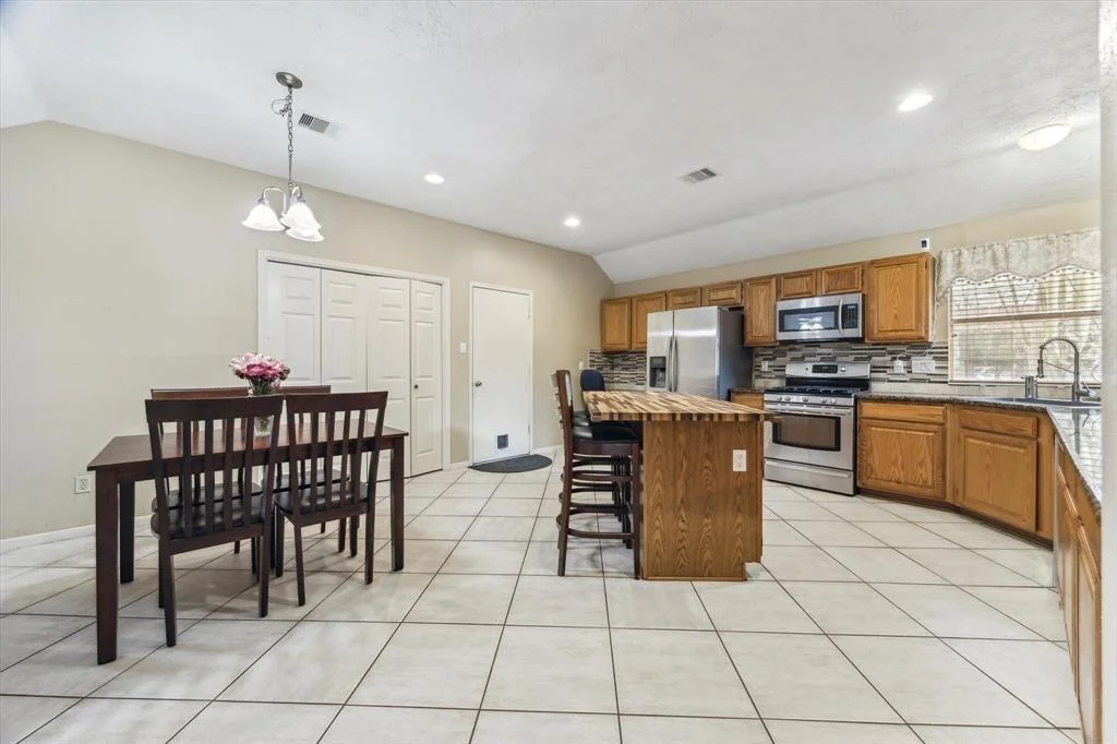 Photo of 14430 Oak Chase Drive