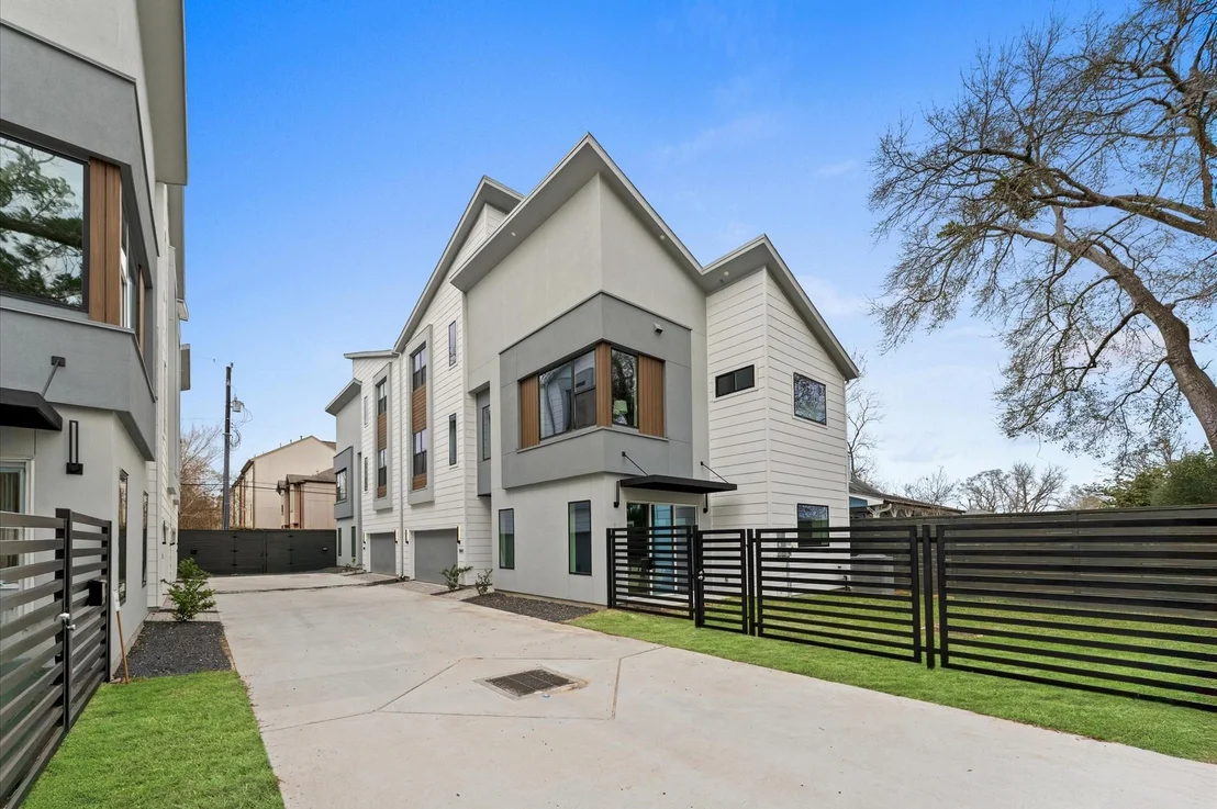 Photo of 1843 Wycliffe Drive