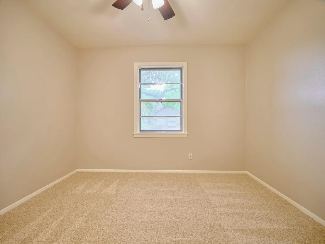 Photo of 3002 Lamar Circle