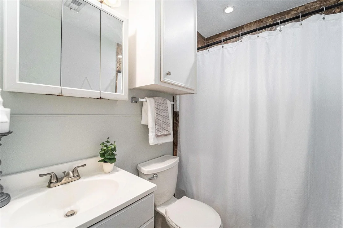 Photo of 1215 Kenwick Place