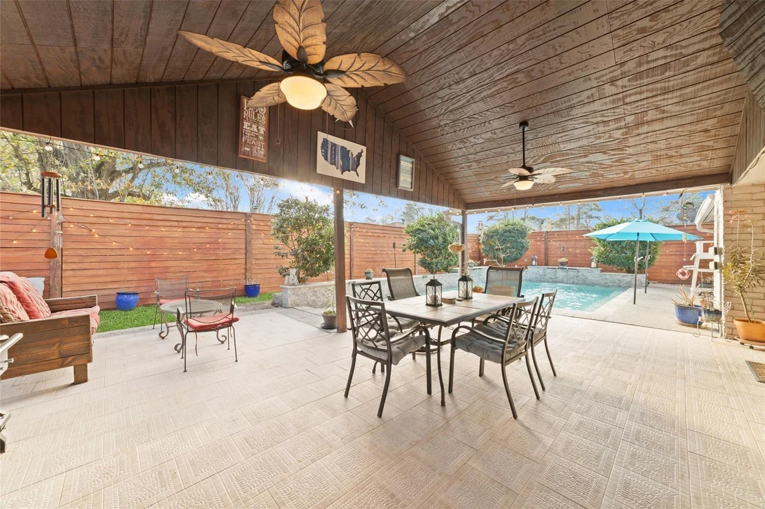 Photo of 22306 Acorn Valley Drive