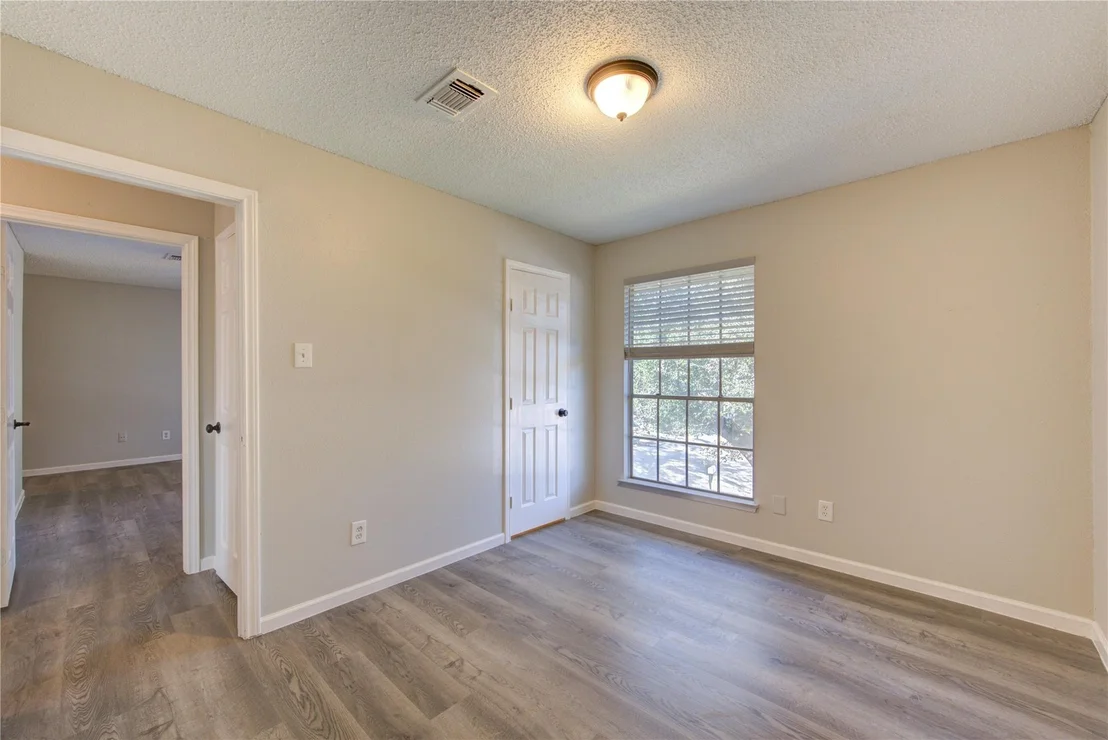 Photo of 6910 Navidad Road